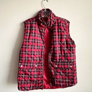 River & Rose red and black plaid quilted lightweight puffer vest